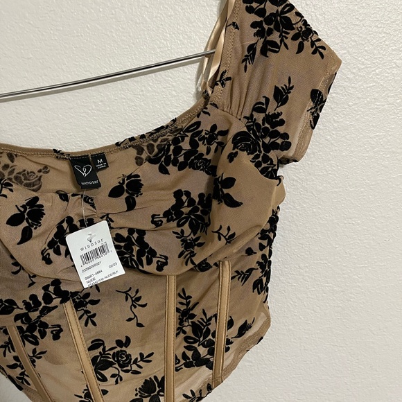 Windsor Mesh Floral Crop Top - Picture 3 of 6